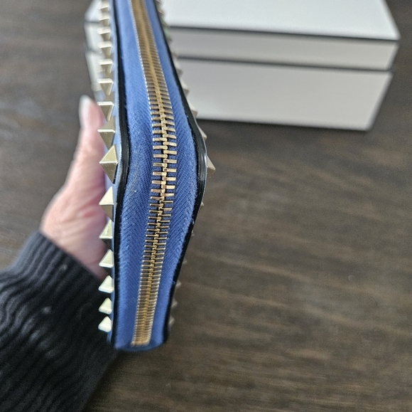 Valentino Blue Studded Wallet - Picture 4 of 9